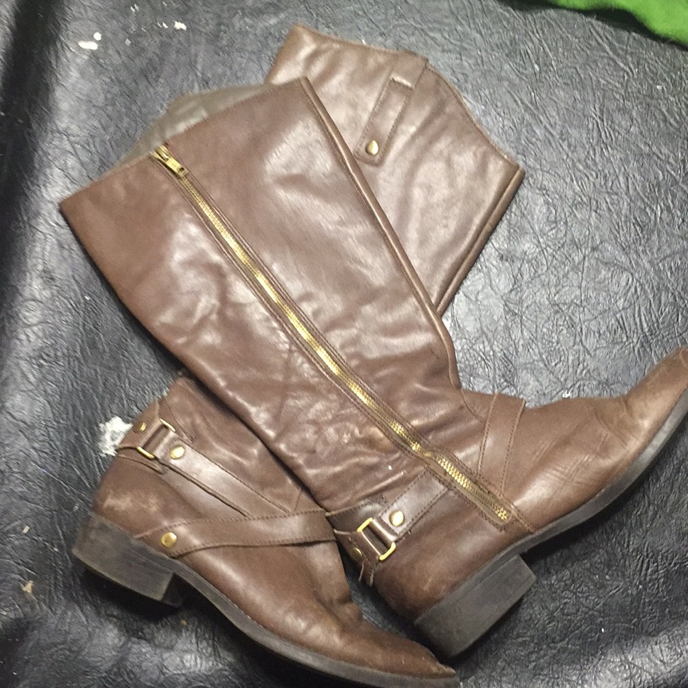 Liz Claiborne, size 8.5